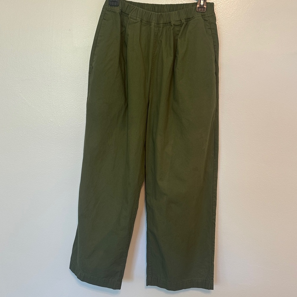 SOLAMONAT POCHE Olive Green drawstring wide leg pants